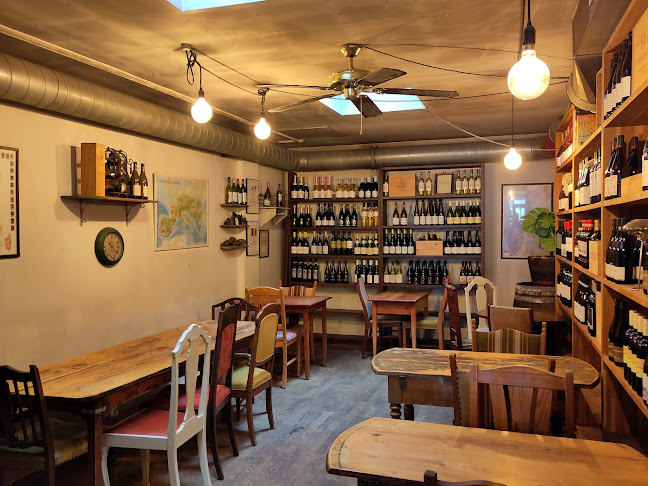 Løve’s Bog- og Vincafé - Gastronomi og hotelvirksomhed