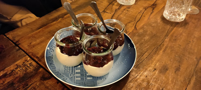 Comentarii opinii despre Minis Bar & Bistro