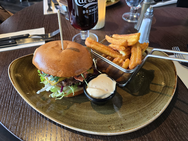 Café Crema - Gastronomi og hotelvirksomhed