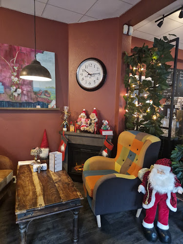 Opinii despre M.M. Family Invest ApS în Frederikshavn - Gastronomi og hotelvirksomhed