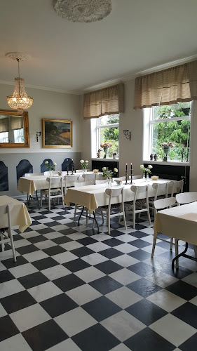 Lamborg Festlokaler - Gastronomi og hotelvirksomhed