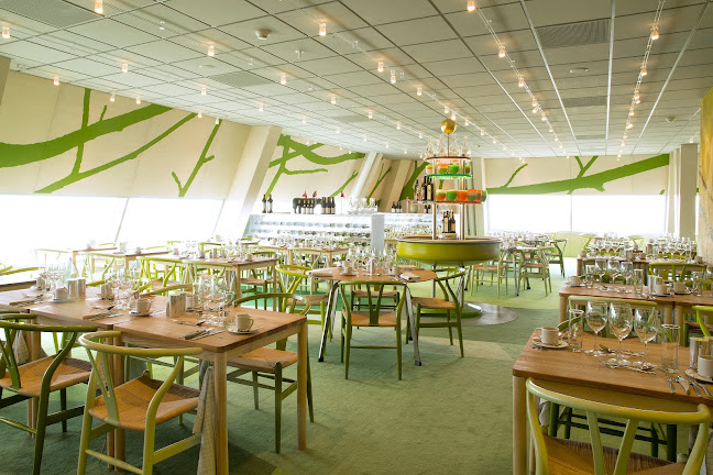 A Hereford Beefstouw, BOXEN