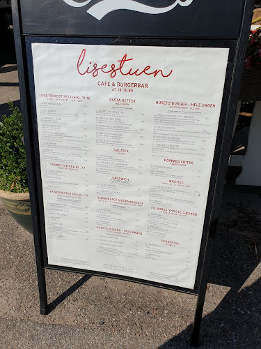 Opinii despre Lisestuen Cafe & Burgerbar în Liseleje - Gastronomi og hotelvirksomhed