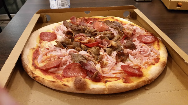 Opinii despre Day & Night Pizzabar în Næstved - Gastronomi og hotelvirksomhed