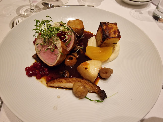 Varna Palæet - Gastronomi og hotelvirksomhed