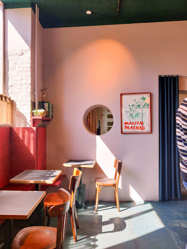 Comentarii opinii despre Josephine