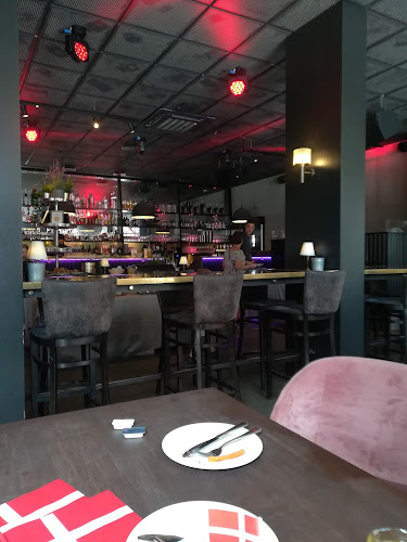 Helmut Aalborg - Gastronomi og hotelvirksomhed