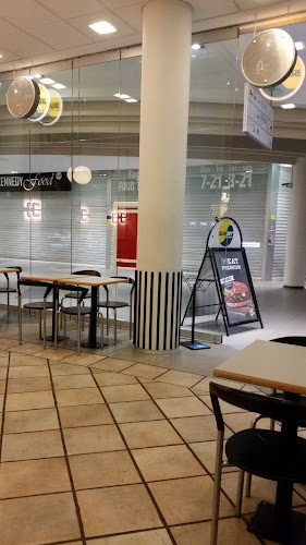 J.F, John F. Kennedys Pl. 1, F, 9000 Aalborg