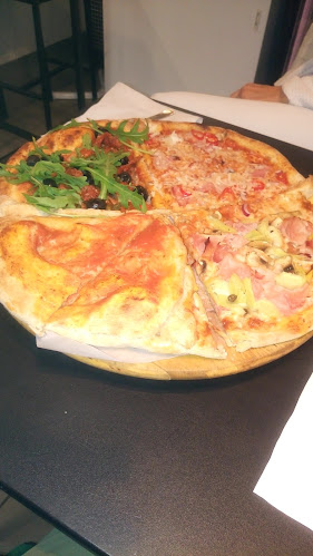 Comentarii opinii despre La Tradizionale Pizzeria