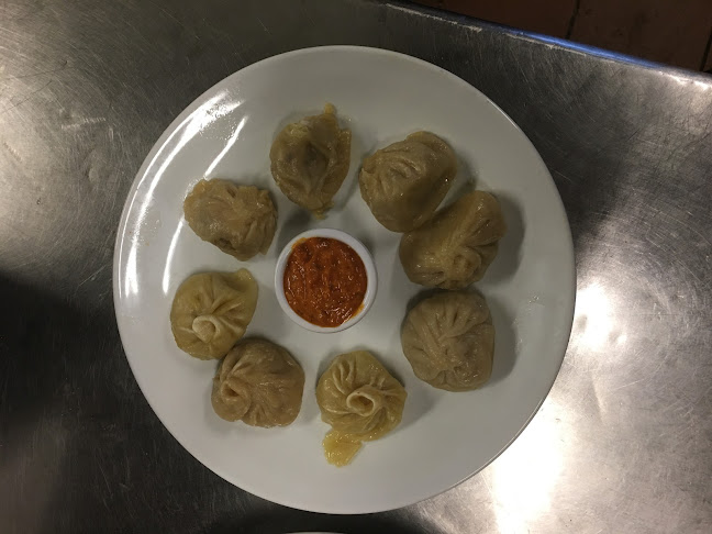 Garam Masala, The Authentic Indian and Continental Kitchen - Gastronomi og hotelvirksomhed