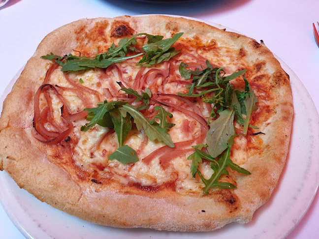 Le Diamant Bistro 59 - Gastronomi og hotelvirksomhed