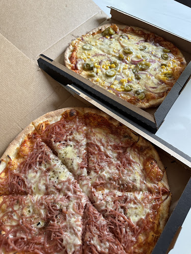 Pizza Town - Gastronomi og hotelvirksomhed