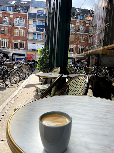 Silkegade 1, 1113 København