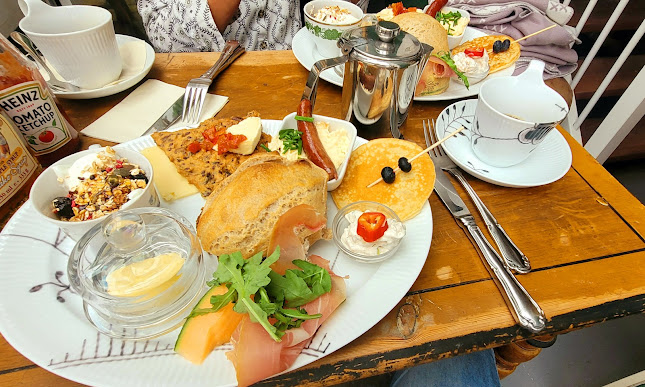 Comentarii opinii despre Fru Geest - Café & Upstairs