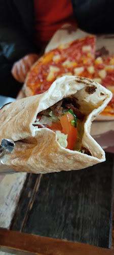 Comentarii opinii despre Is Huset