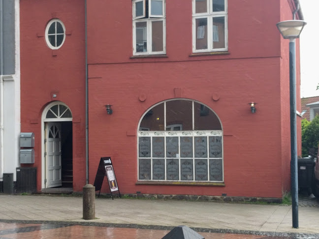 Comentarii opinii despre Aviskontoret