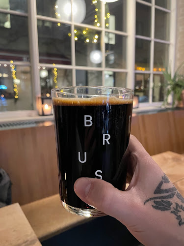 Opinii despre BRUS în København - Gastronomi og hotelvirksomhed