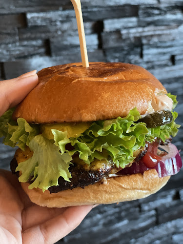 Comentarii opinii despre Burger 161