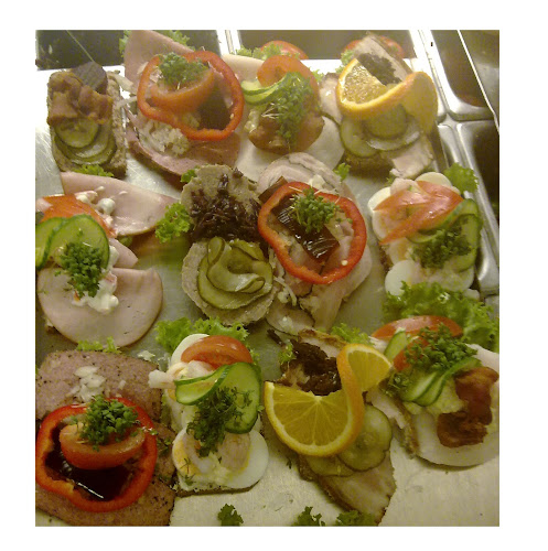 Opinii despre Info-teria Piberhus ØST în Haslev - Gastronomi og hotelvirksomhed