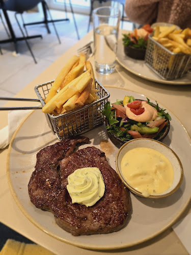 Café Larsen - Gastronomi og hotelvirksomhed