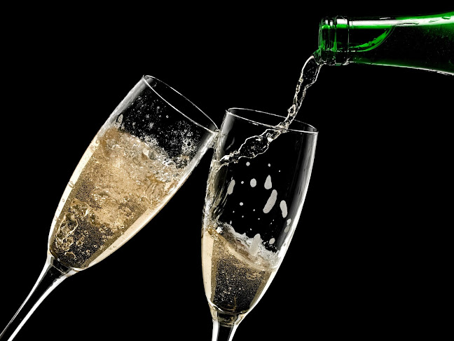 Opinii despre not your USUAL wine bar în København - Gastronomi og hotelvirksomhed