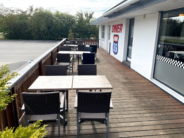 Opinii despre Highway 69 în Sæby - Gastronomi og hotelvirksomhed