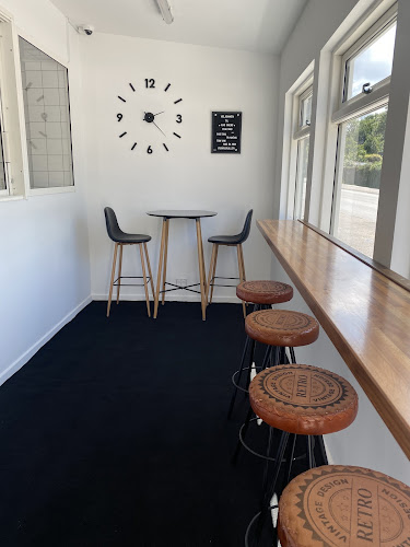 Kao Gaeng - Gastronomi og hotelvirksomhed