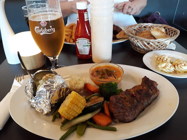 Highway 69 - Gastronomi og hotelvirksomhed