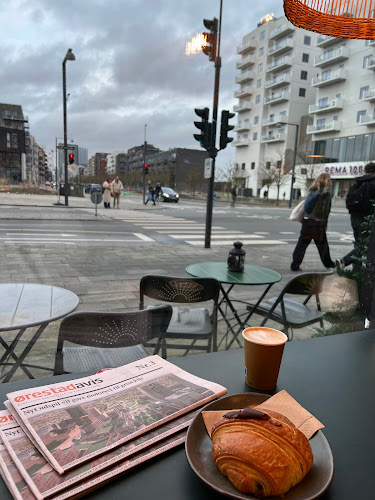 Asger Jorns Allé 9a, 2300 København