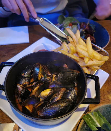 Opinii despre Le Diamant Bistro 59 în København - Gastronomi og hotelvirksomhed