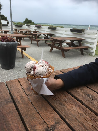 Comentarii opinii despre Fjellerup Vaffelbageri