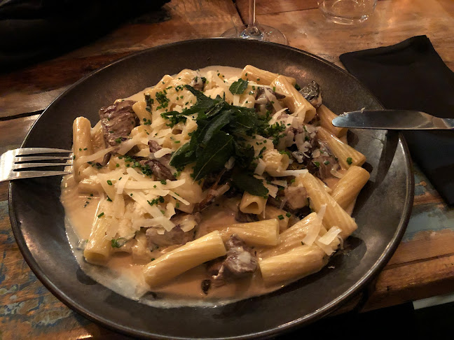 Comentarii opinii despre Feed Bistro