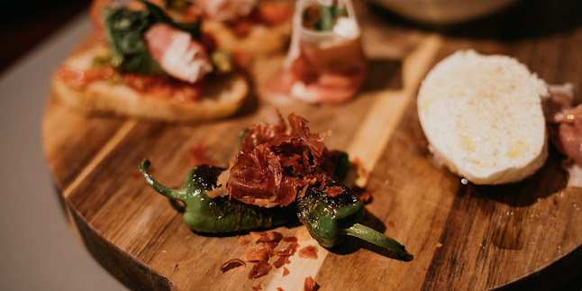 Comentarii opinii despre MolsCafeen