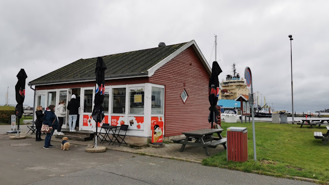 Opinii despre FAABORG HAVN KAFFE/IS OG FASTFOOD în Faaborg - Gastronomi og hotelvirksomhed