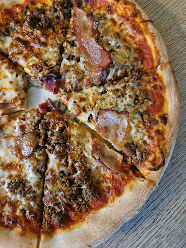 Opinii despre Haslev Grill & Pizzaria în Haslev - Gastronomi og hotelvirksomhed