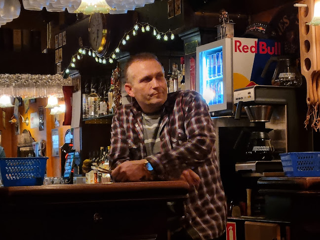 Opinii despre O'Malley în Rønne - Gastronomi og hotelvirksomhed