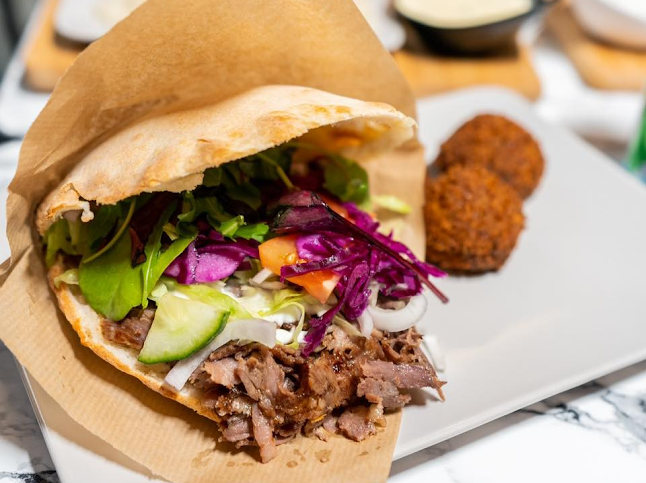 Café Zirve - Gastronomi og hotelvirksomhed