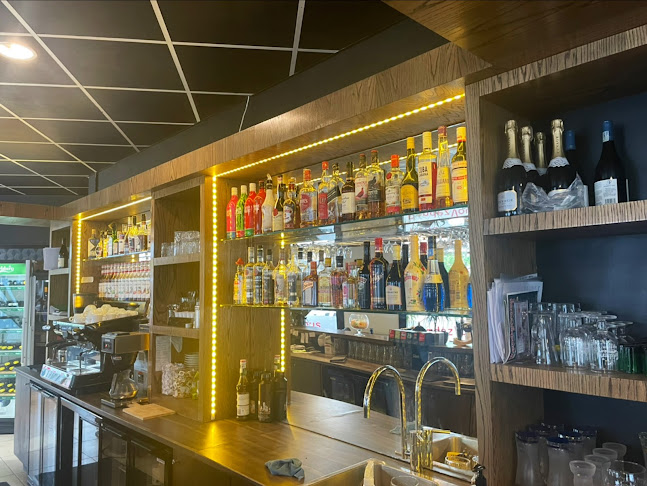 Comentarii opinii despre Café Rendezvous Pizza & Steak House