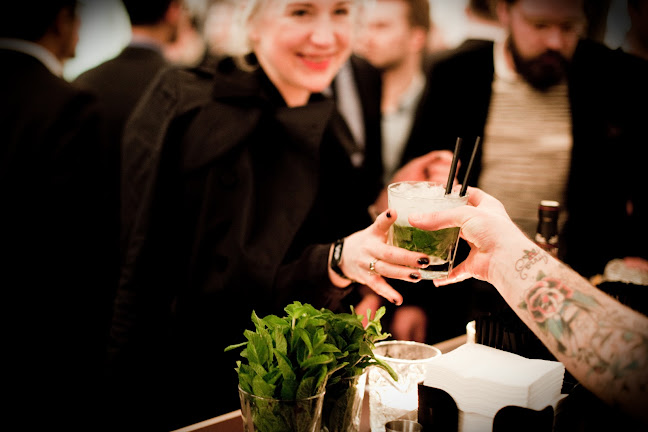 Comentarii opinii despre Cocktail Company