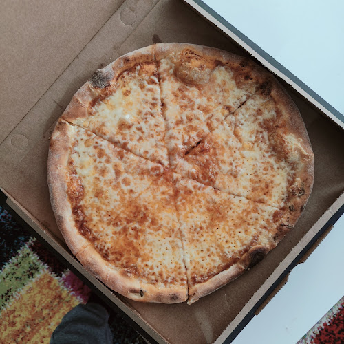 Yummy Pizza - Gastronomi og hotelvirksomhed