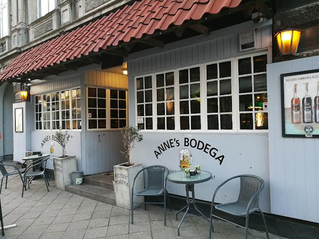 Anne's Bodega - Gastronomi og hotelvirksomhed