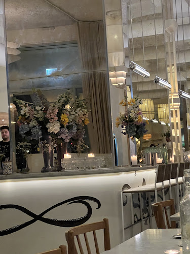 Delphine - Gastronomi og hotelvirksomhed