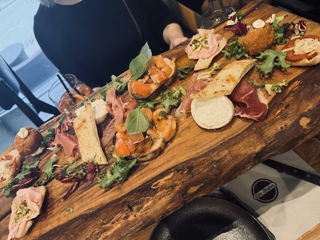 Opinii despre Little Brother în Indre By - Gastronomi og hotelvirksomhed