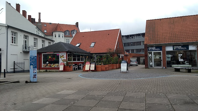 Konya Pizza & Cafe - Gastronomi og hotelvirksomhed