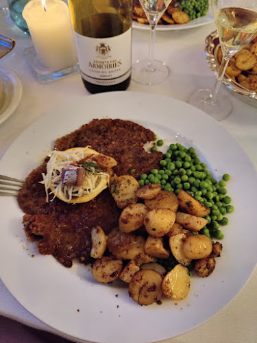 Den Gamle Grænsekro - Gastronomi og hotelvirksomhed