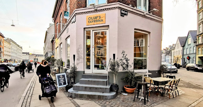 Oluf's Taverna