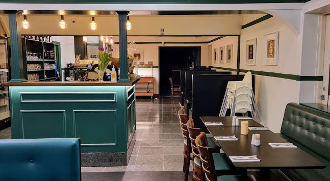 Café & Restaurant Friends - Gastronomi og hotelvirksomhed