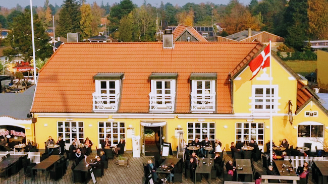 Larsens Plads - Gastronomi og hotelvirksomhed