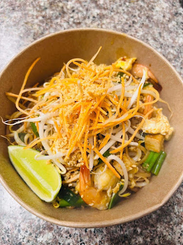 Comentarii opinii despre MikMik Thai Food