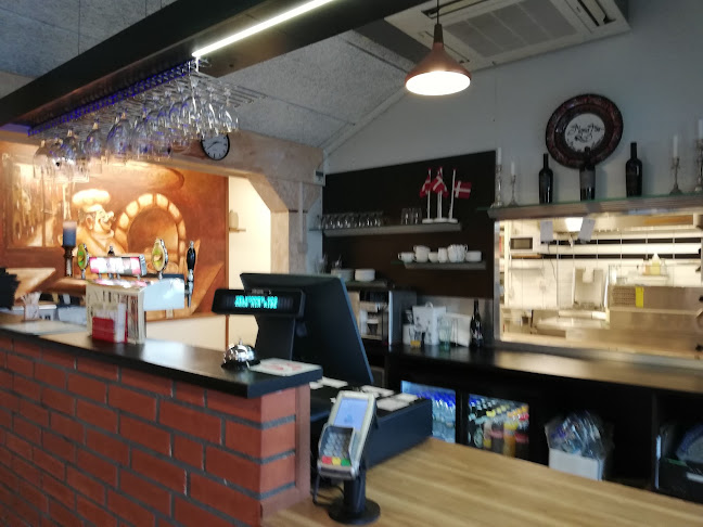 Mama Mia Pizza - Gastronomi og hotelvirksomhed